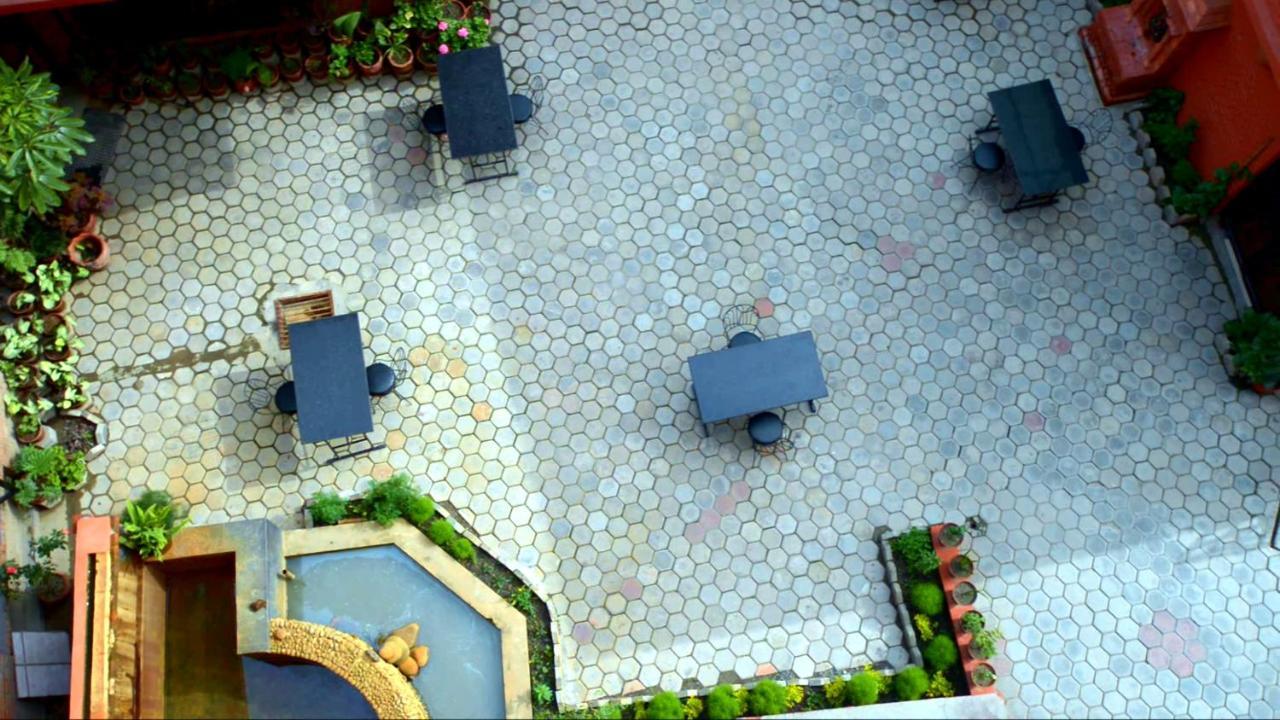Golden Temple Inn Catmandu Exterior foto